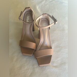 MIA Women's Tan Block Heel Sandals with Ankle Strap
